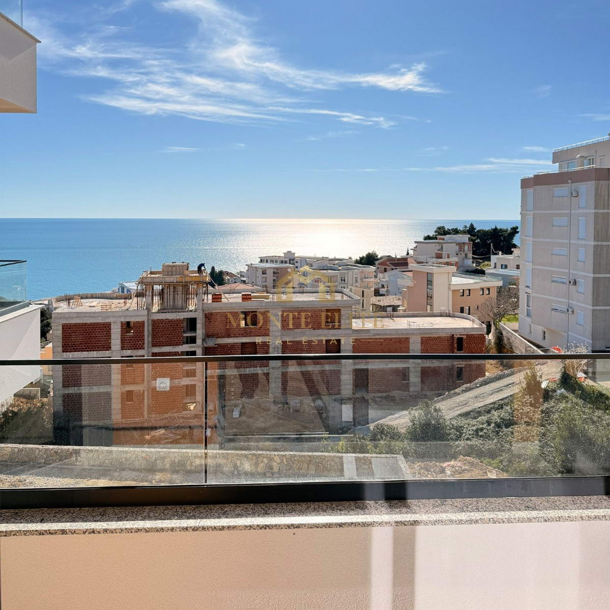 Novi stanovi u prestižnom Pinješu – Ulcinj