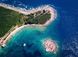 Petzvjezdični resort na Poluostrvu Luštica – Crna Gora
